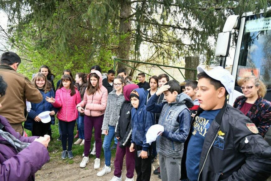 IMG-ac4d9d7f0f78aaeb6a27c6a86cd999df-V.jpg